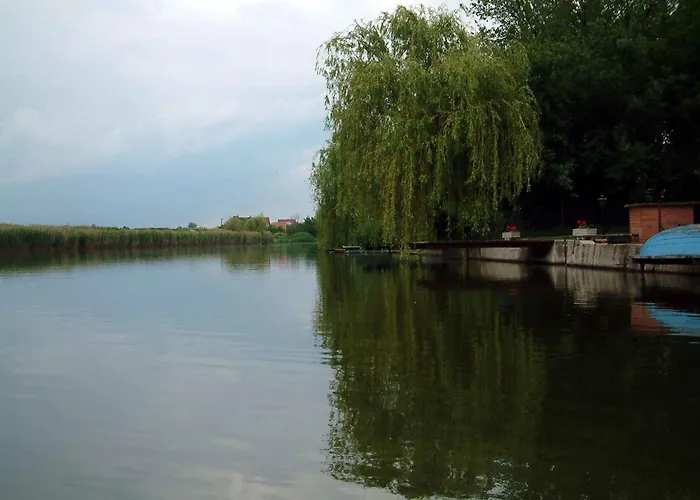 In 20542 * Békésszentandrás