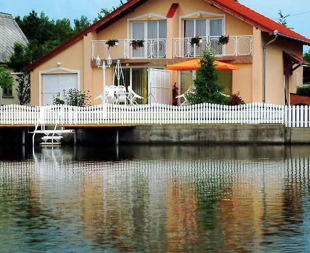 Case de vacanță In 20542